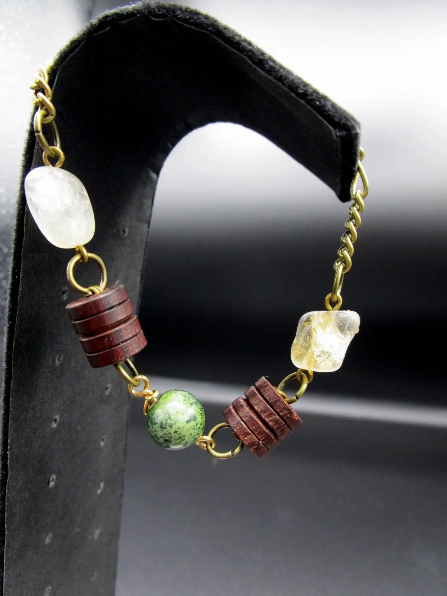 beaded bracelet with brass chain