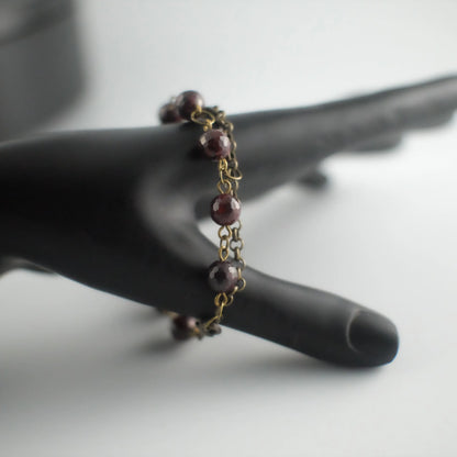 Garnets' Connection Bracelet - Urban Alcatraz 