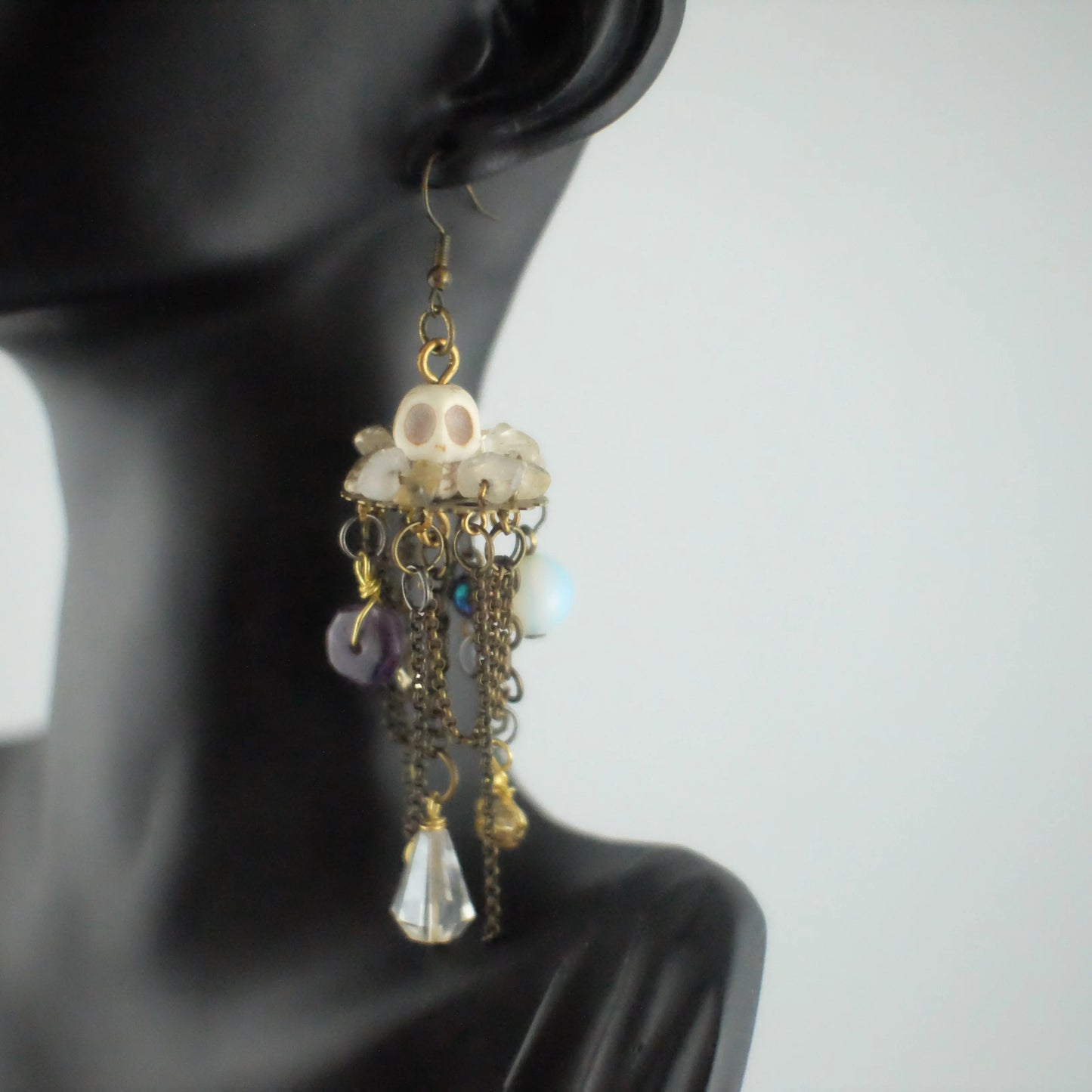 chandelier earrings Stone Skull and Crystal Macabre Chandelier Earrings Urban Alcatraz ™