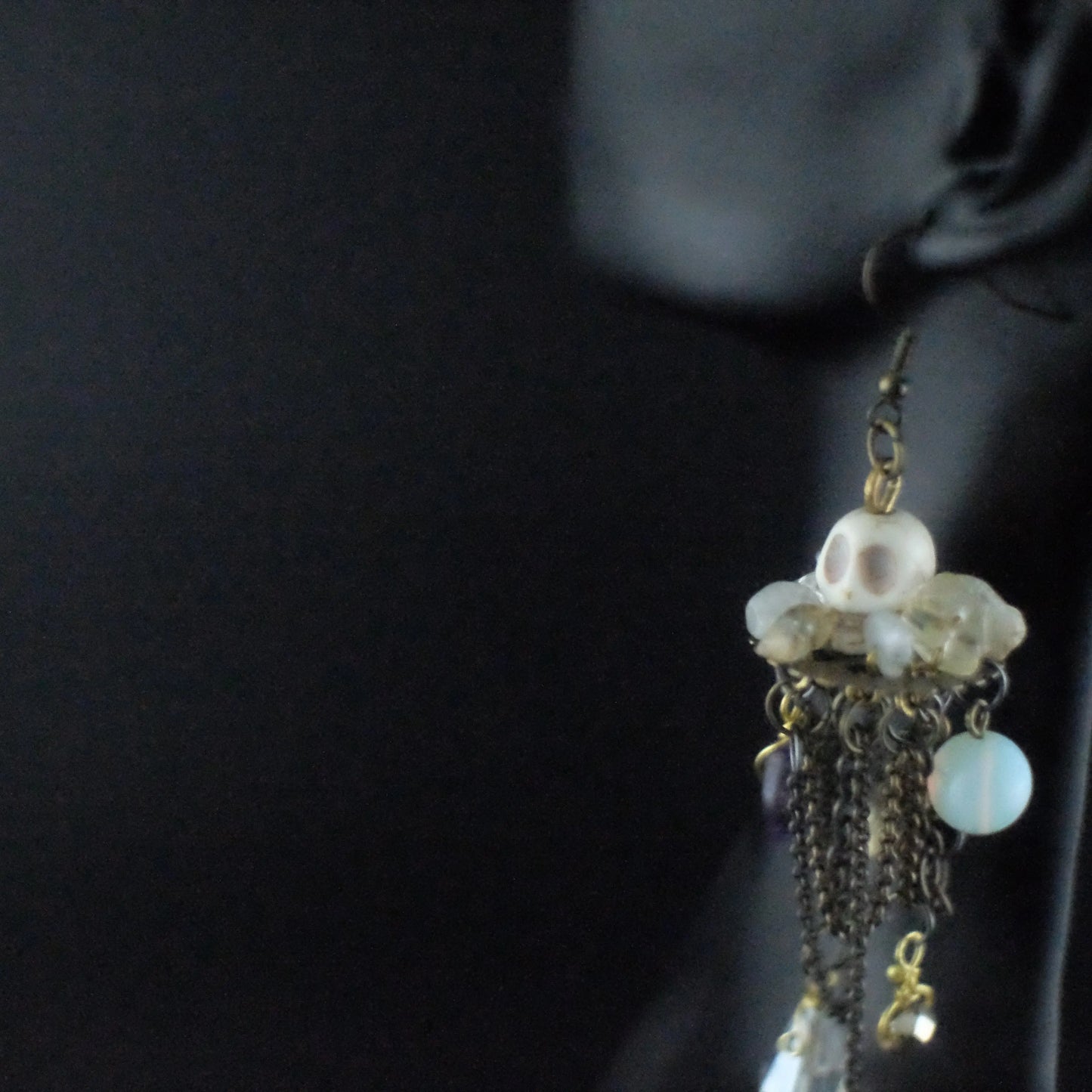 chandelier earrings Stone Skull and Crystal Macabre Chandelier Earrings Urban Alcatraz ™