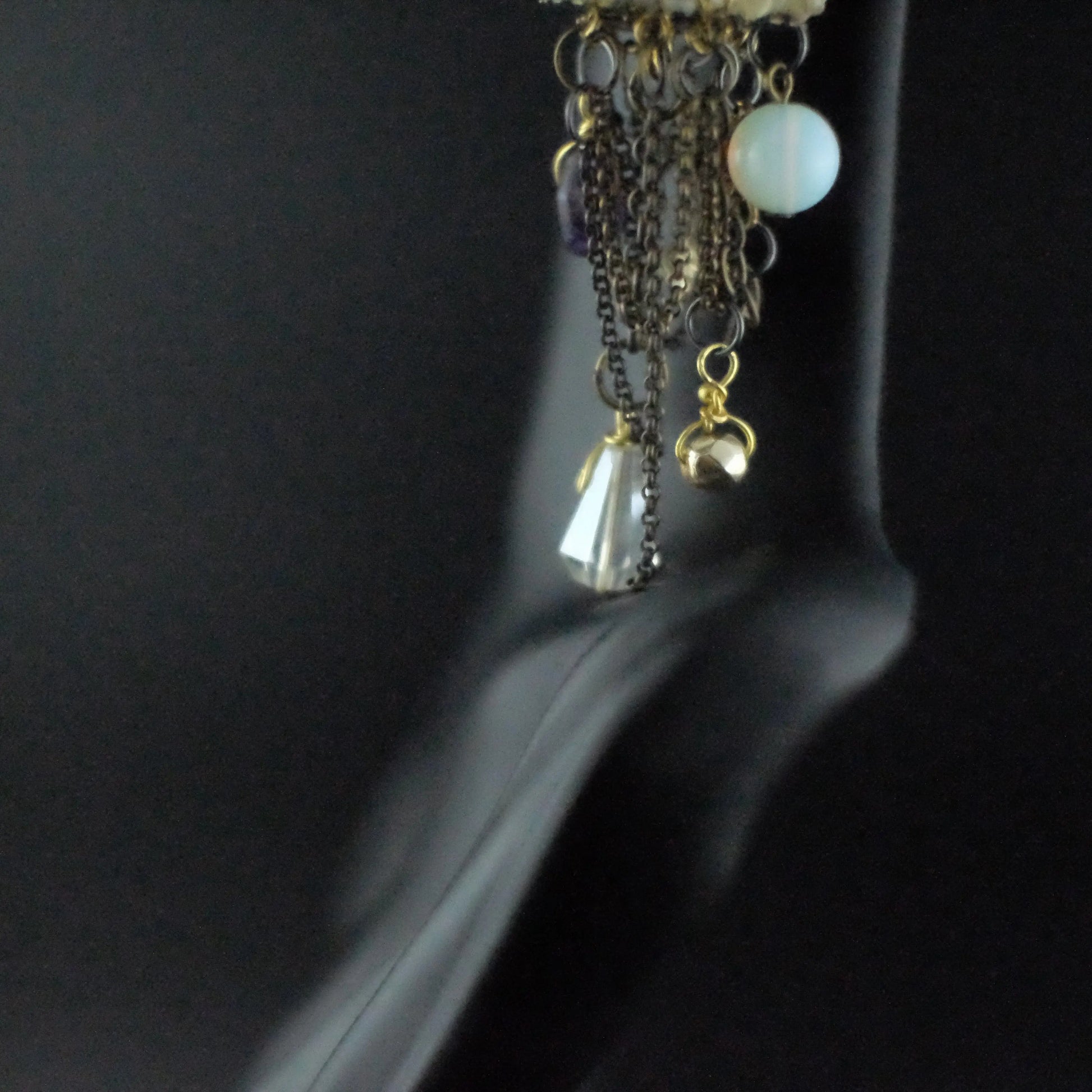 chandelier earrings Stone Skull and Crystal Macabre Chandelier Earrings Urban Alcatraz ™