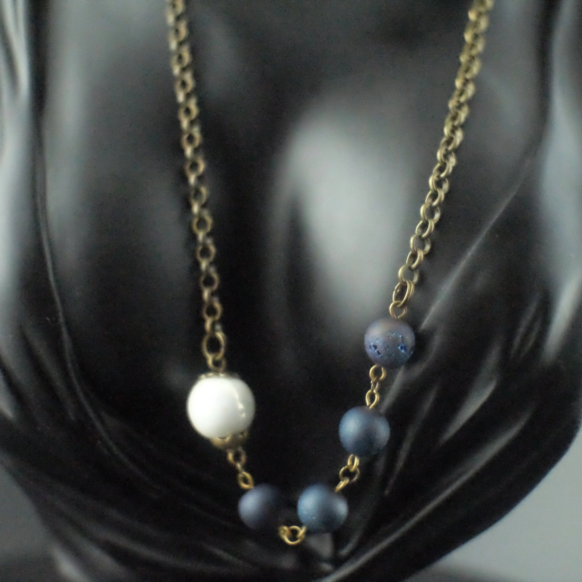 The Grand Agate Necklace - Urban Alcatraz 