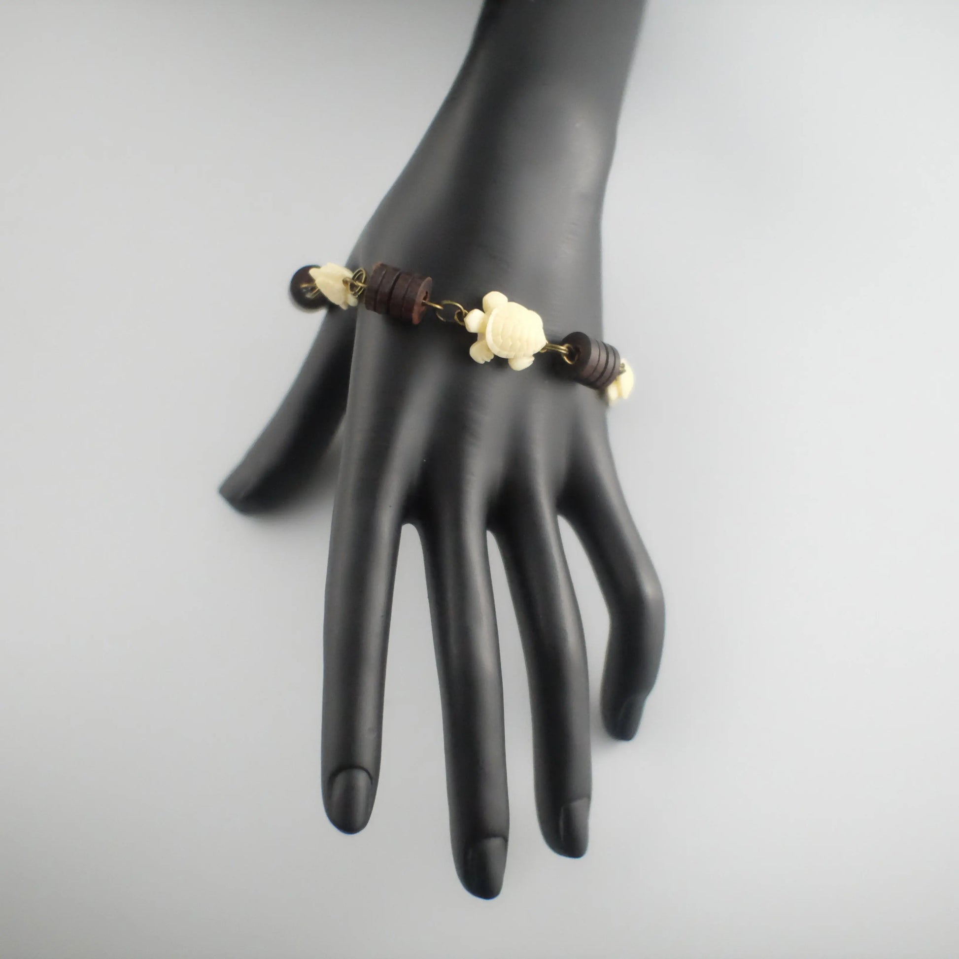 The Honu Vibe Bracelet - Urban Alcatraz 