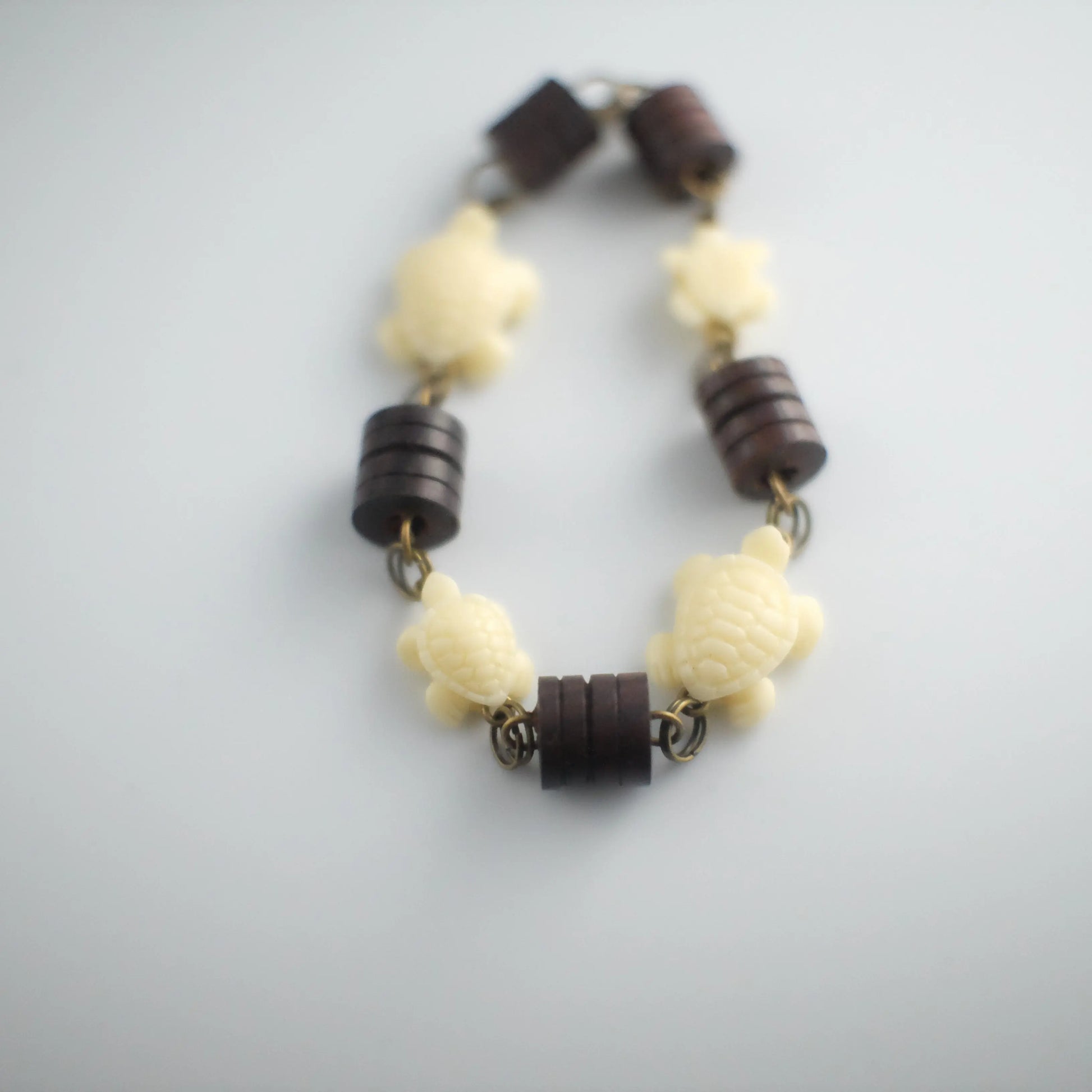 The Honu Vibe Bracelet - Urban Alcatraz 