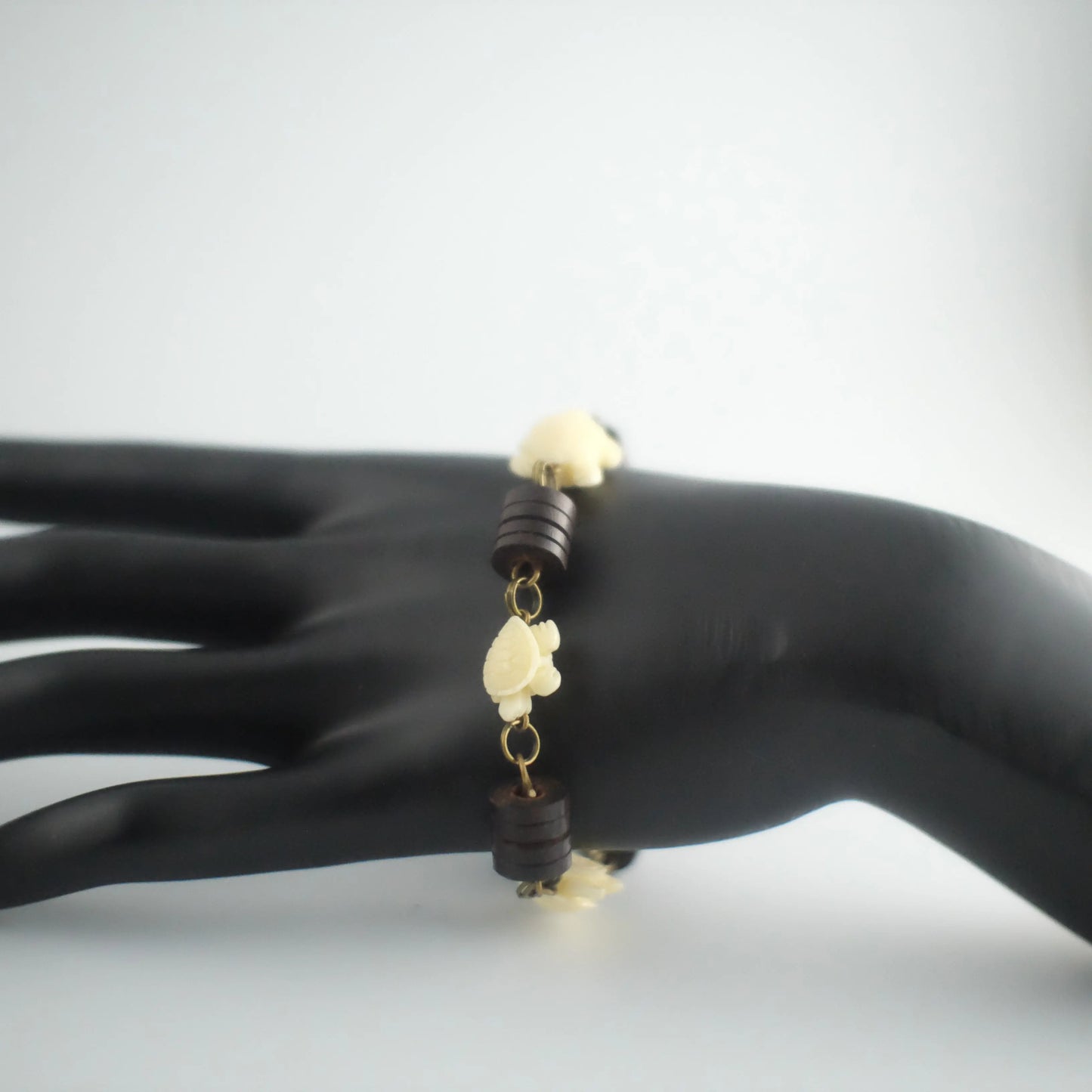 The Honu Vibe Bracelet - Urban Alcatraz 
