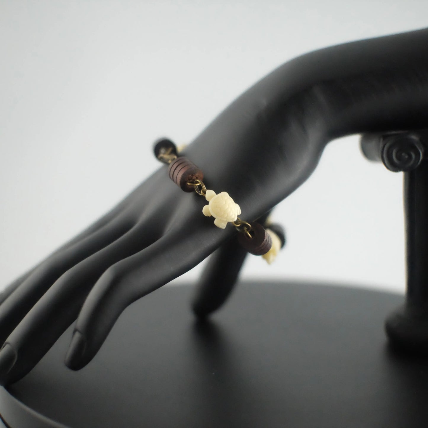 The Honu Vibe Bracelet - Urban Alcatraz 