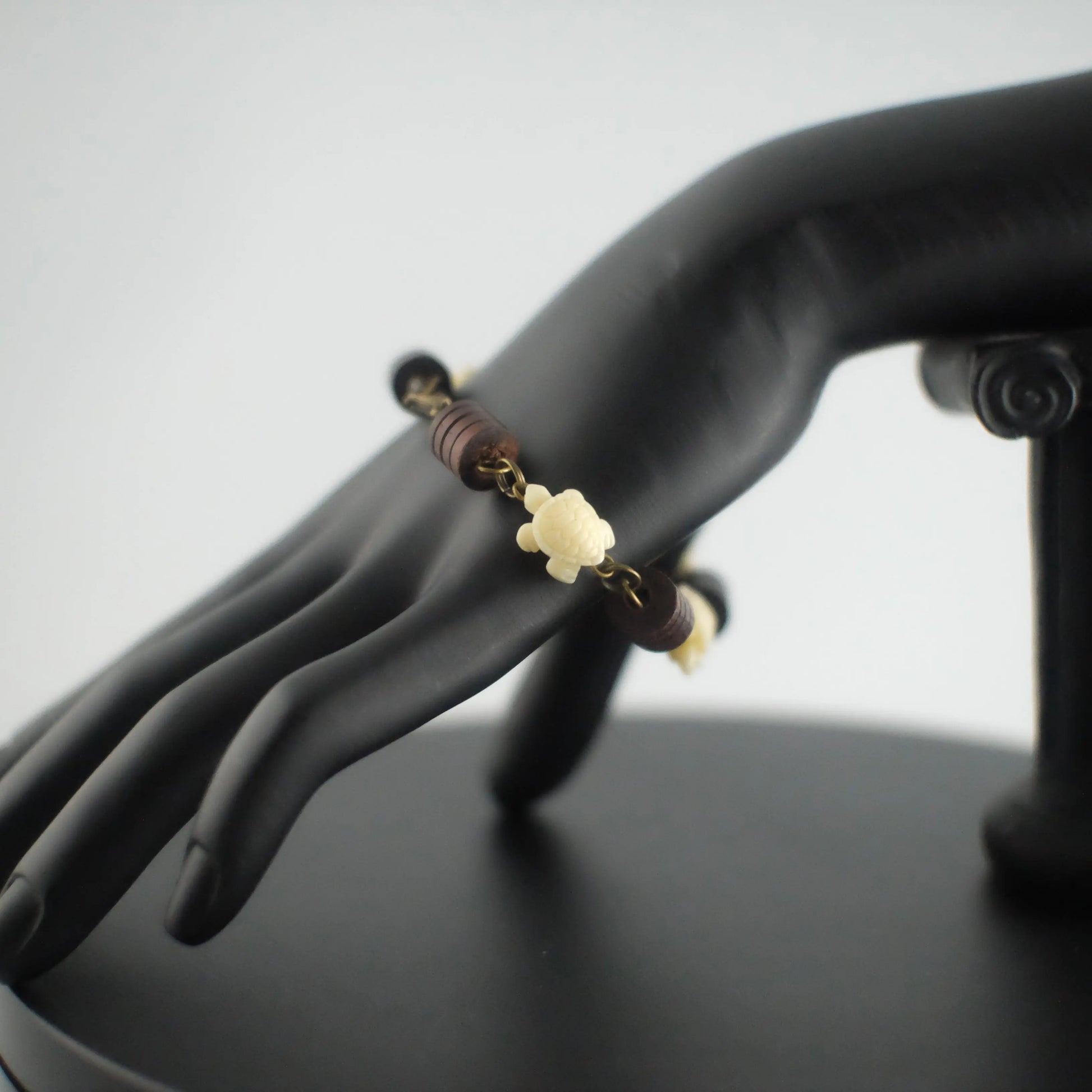 The Honu Vibe Bracelet - Urban Alcatraz 